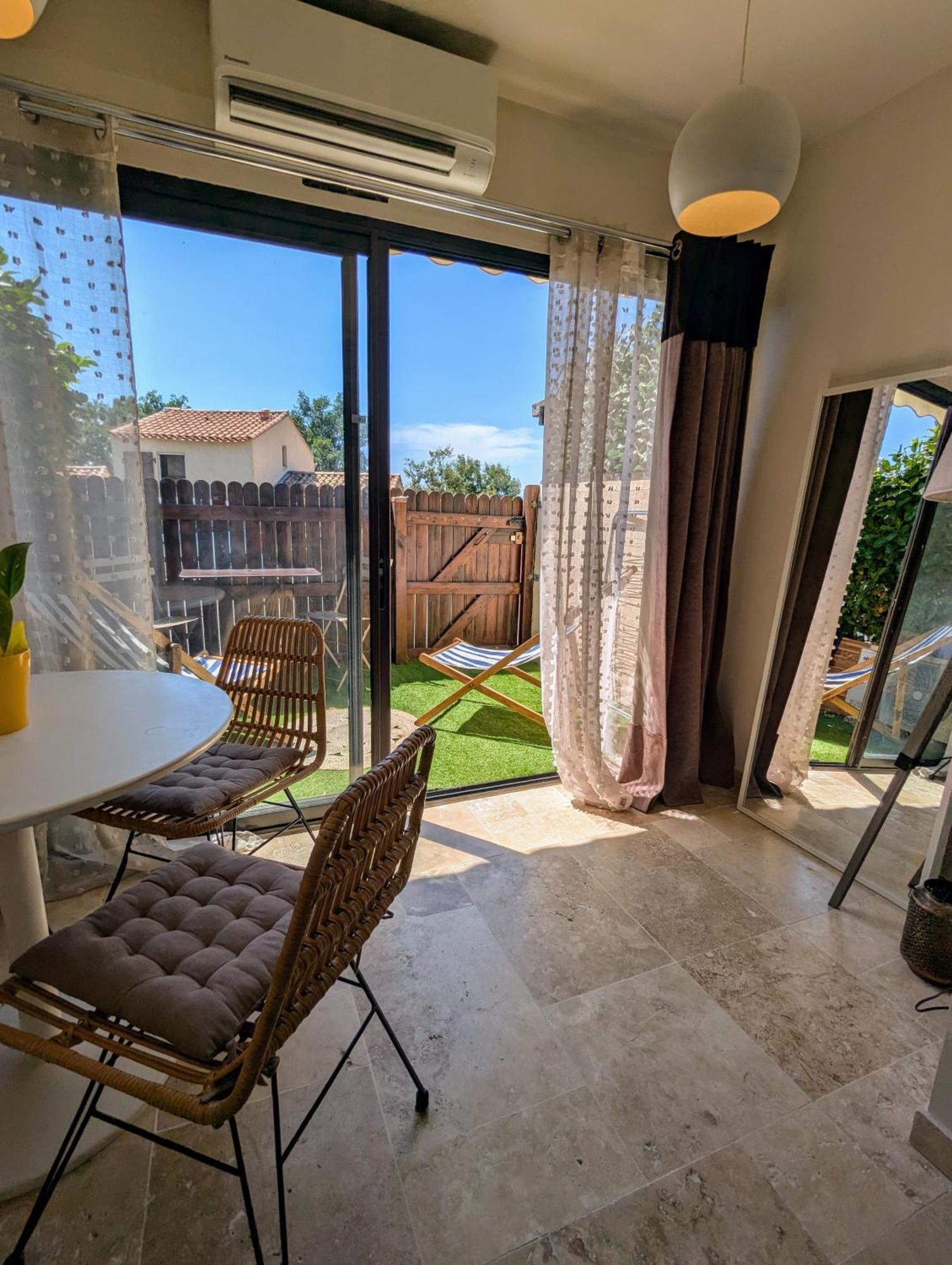 Evasion Au Calme - Maison Cosy Avec Piscine Et Tennis Сен-Валье-де-Тье Экстерьер фото