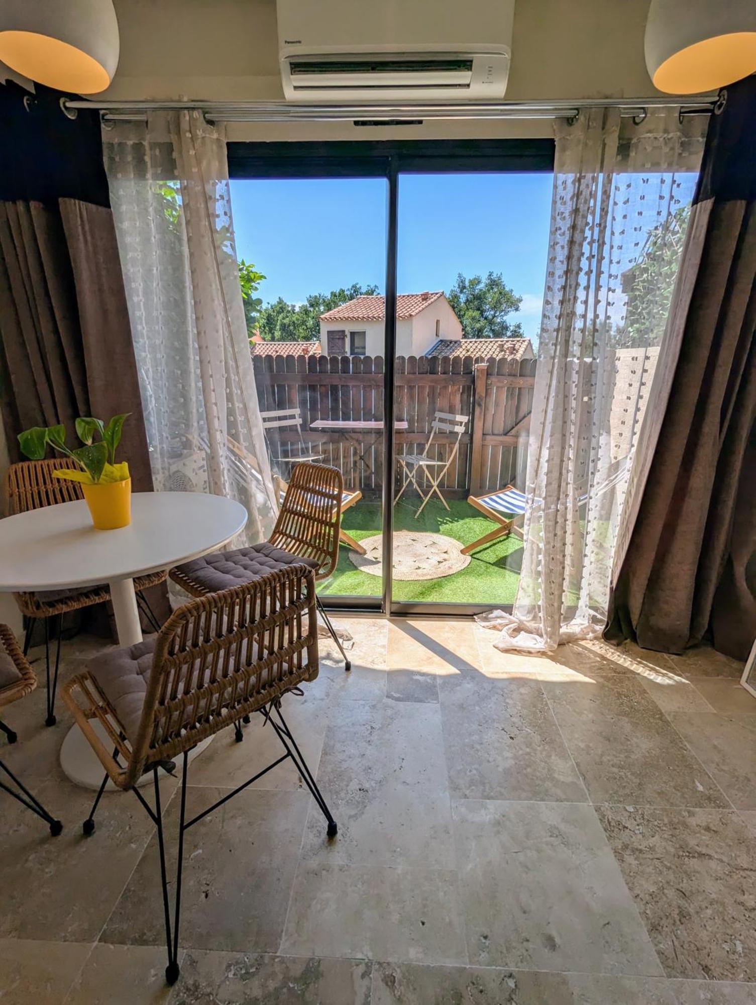Evasion Au Calme - Maison Cosy Avec Piscine Et Tennis Сен-Валье-де-Тье Экстерьер фото