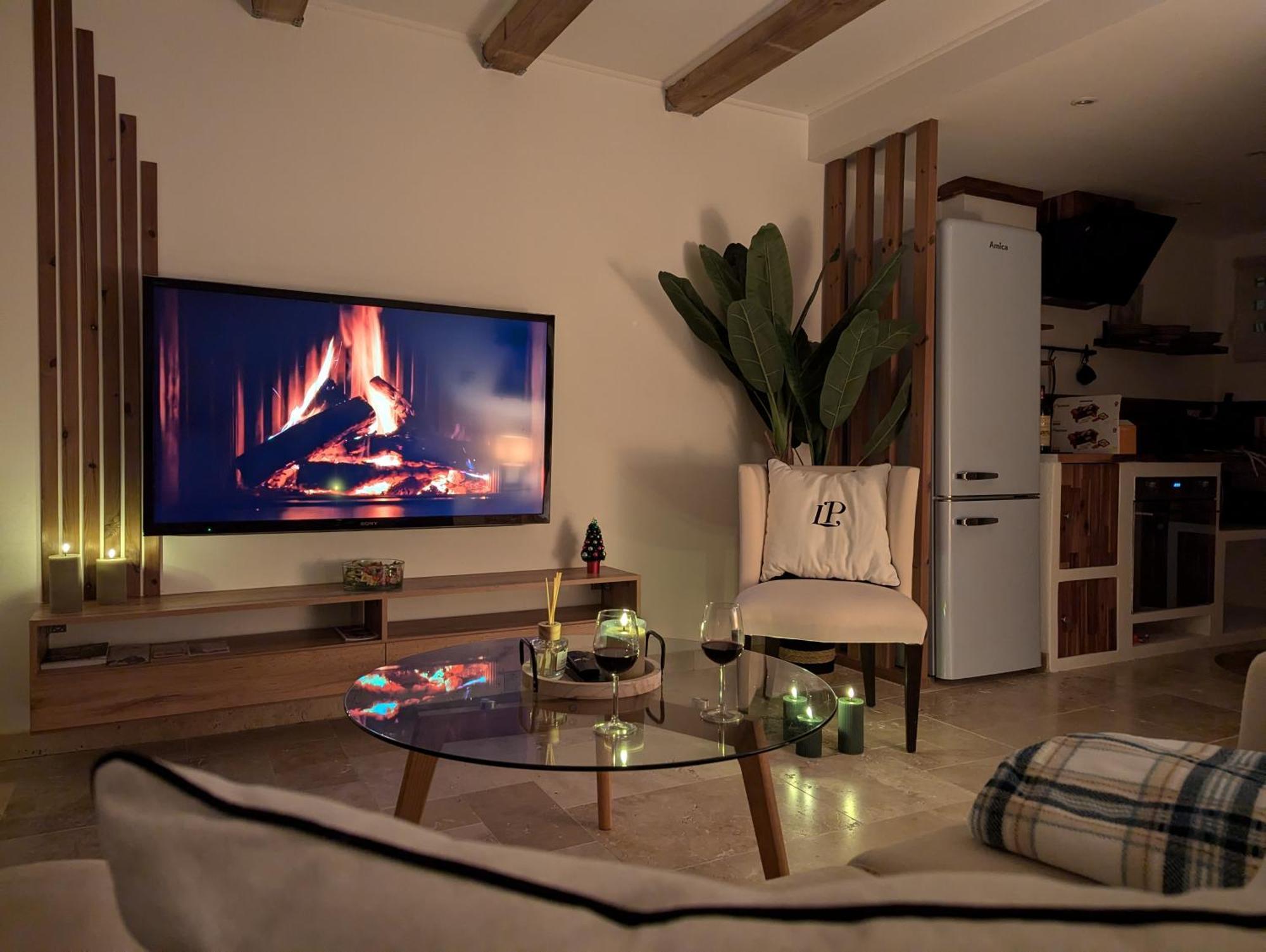 Evasion Au Calme - Maison Cosy Avec Piscine Et Tennis Сен-Валье-де-Тье Экстерьер фото