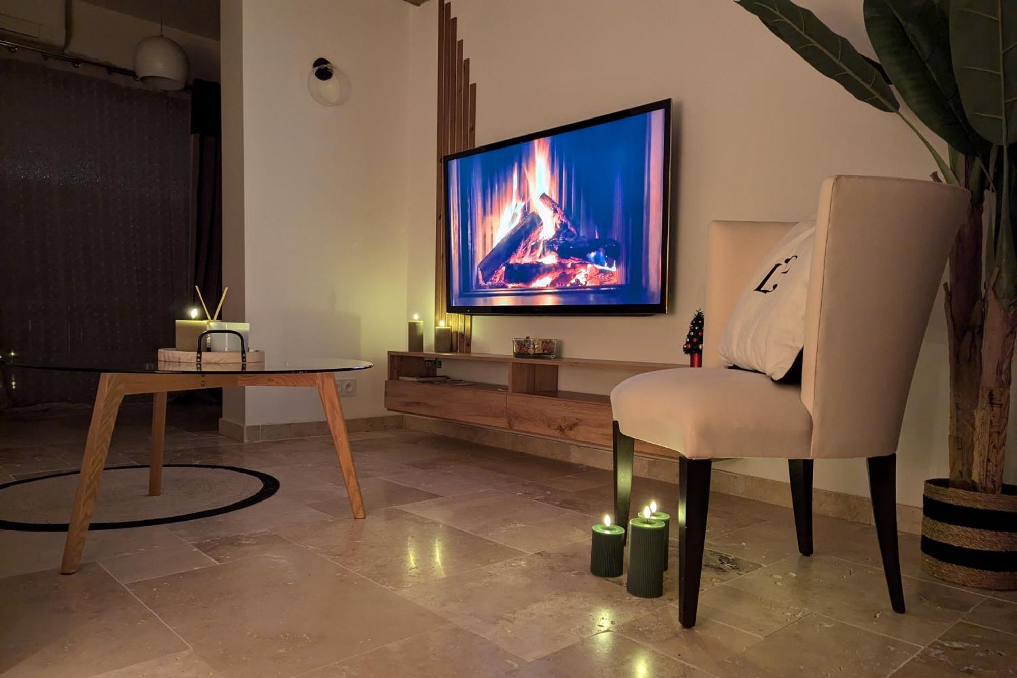 Evasion Au Calme - Maison Cosy Avec Piscine Et Tennis Сен-Валье-де-Тье Экстерьер фото